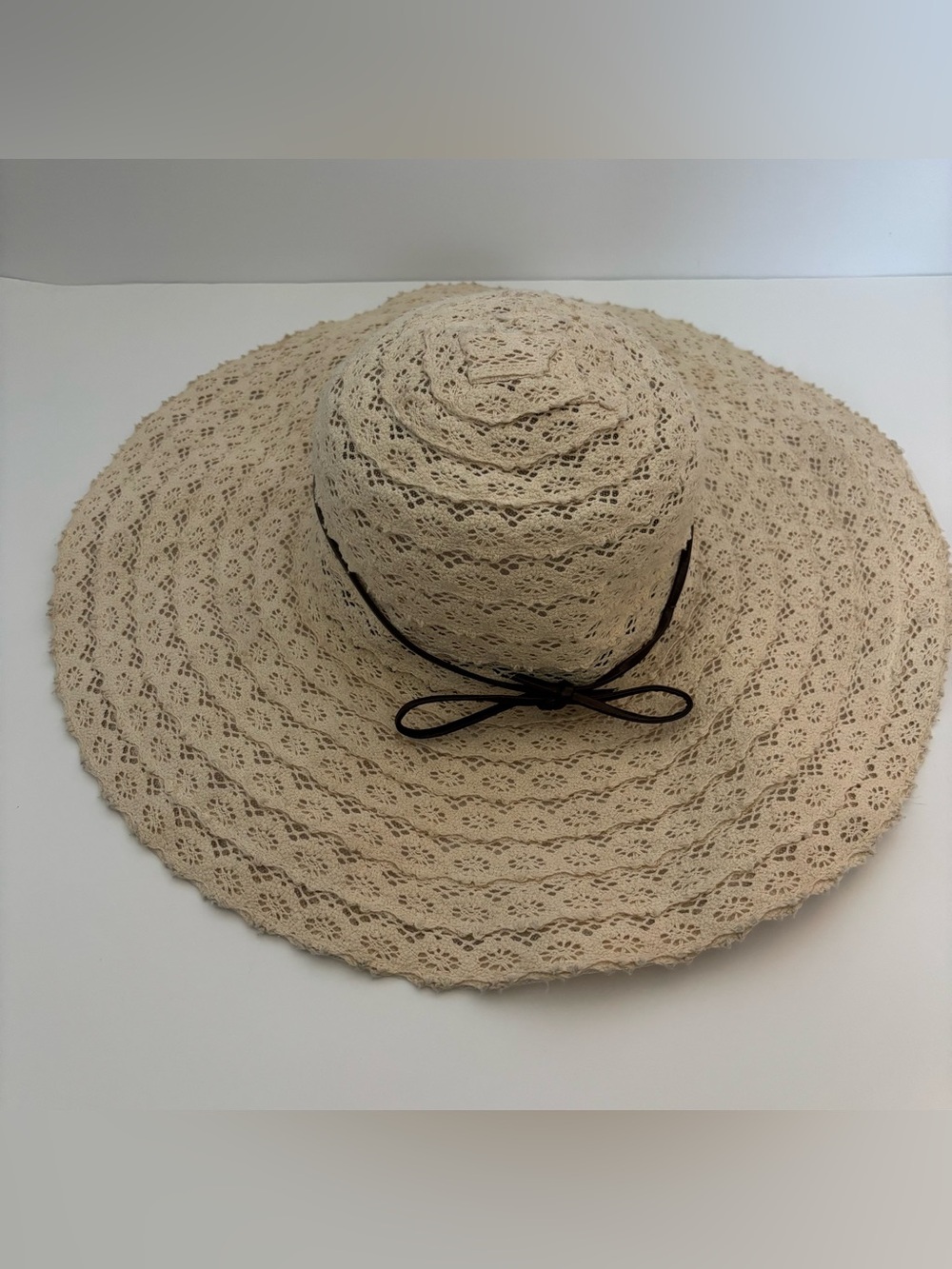 Wide-Brim Crochet Sun Hat with Black Bow - Beige